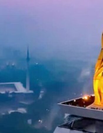 National Monument ( MONAS )